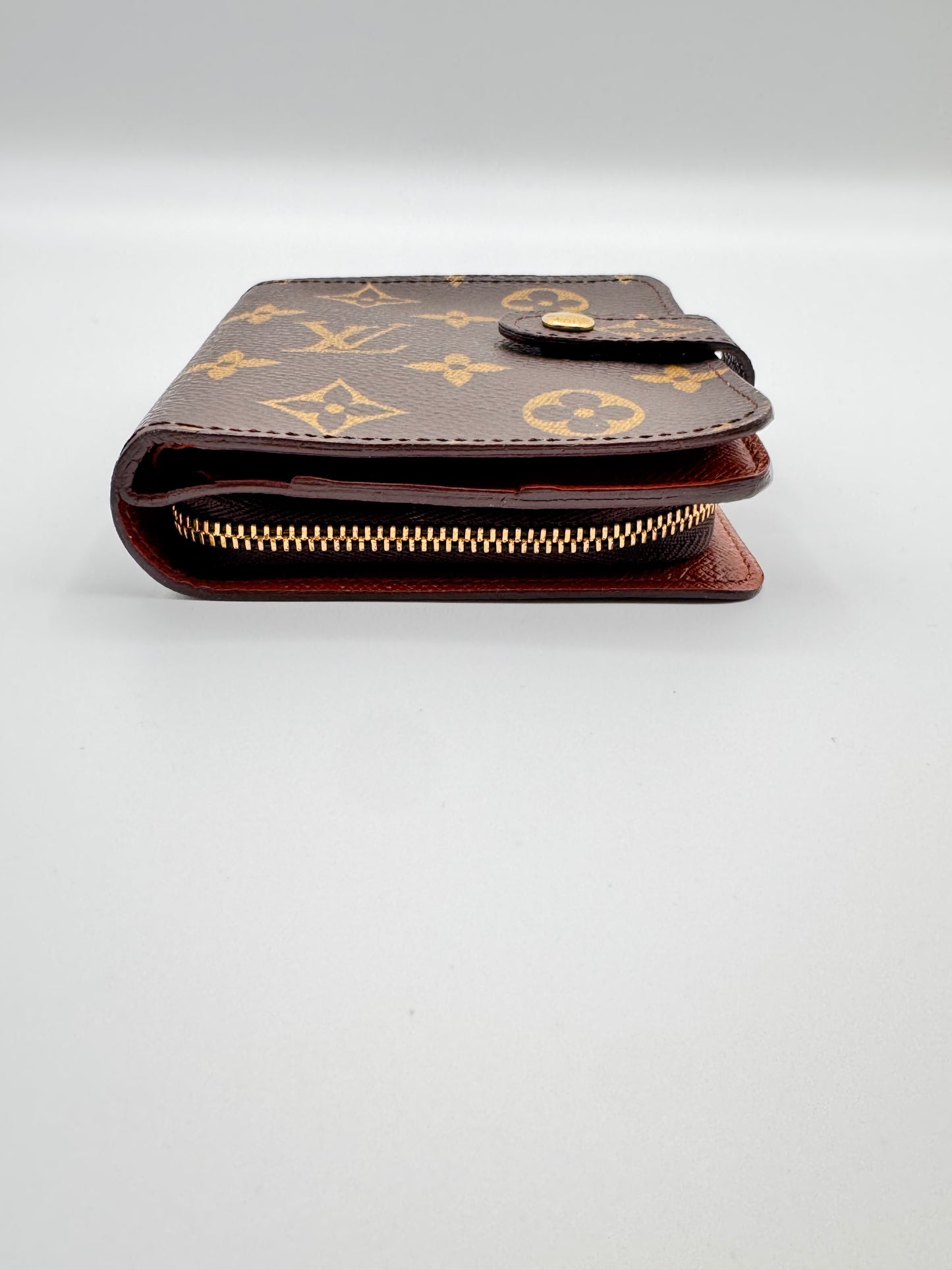 LOUIS VUITTON - Monogram Compact Zip Wallet