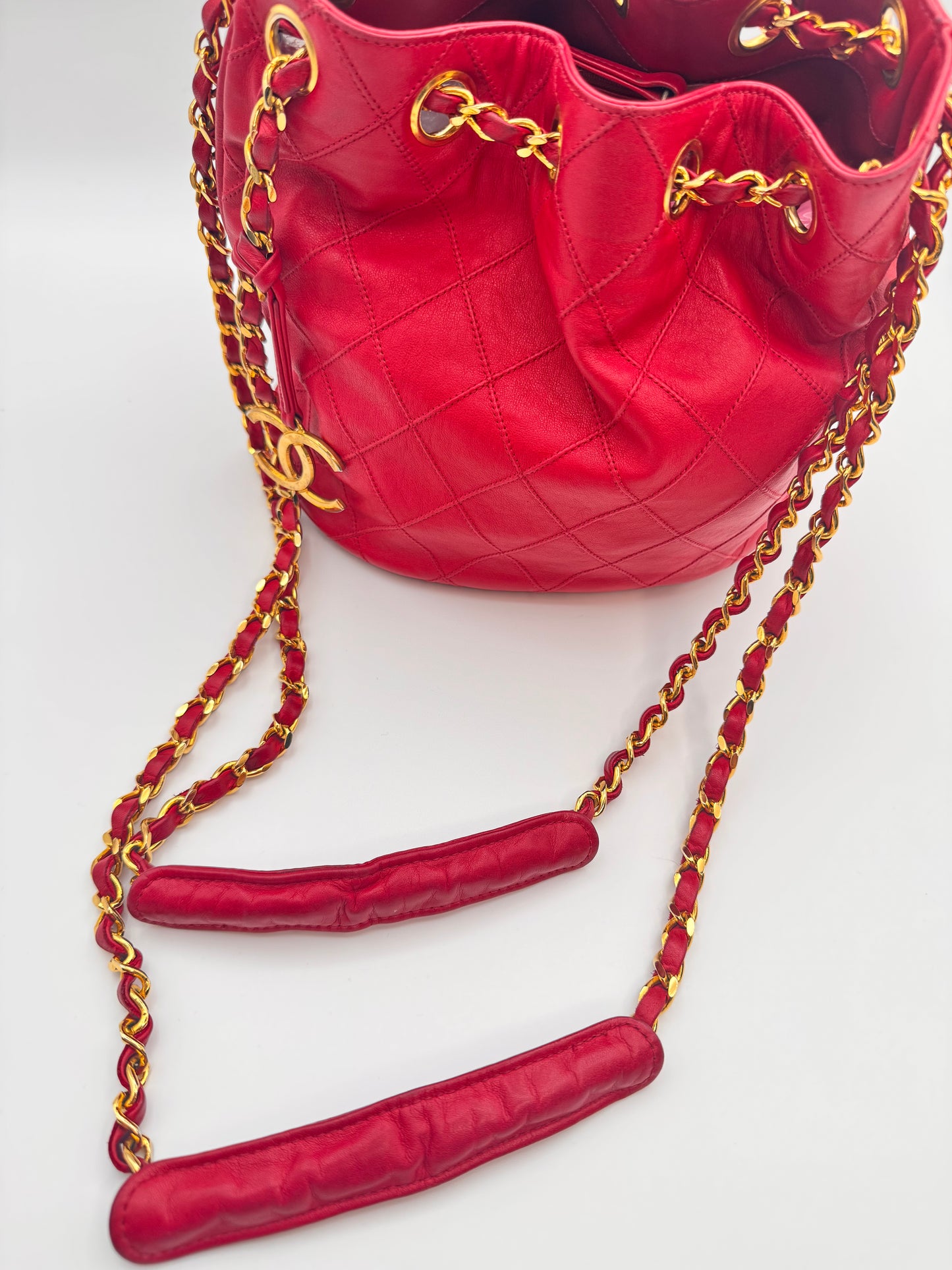 CHANEL - Lambskin Bucket Bag R1.337
