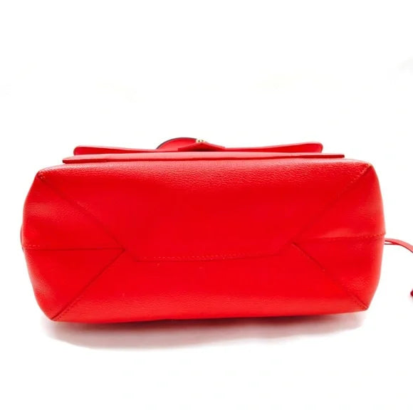 LOUIS VUITTON - Lock Me PM Red Parnassea