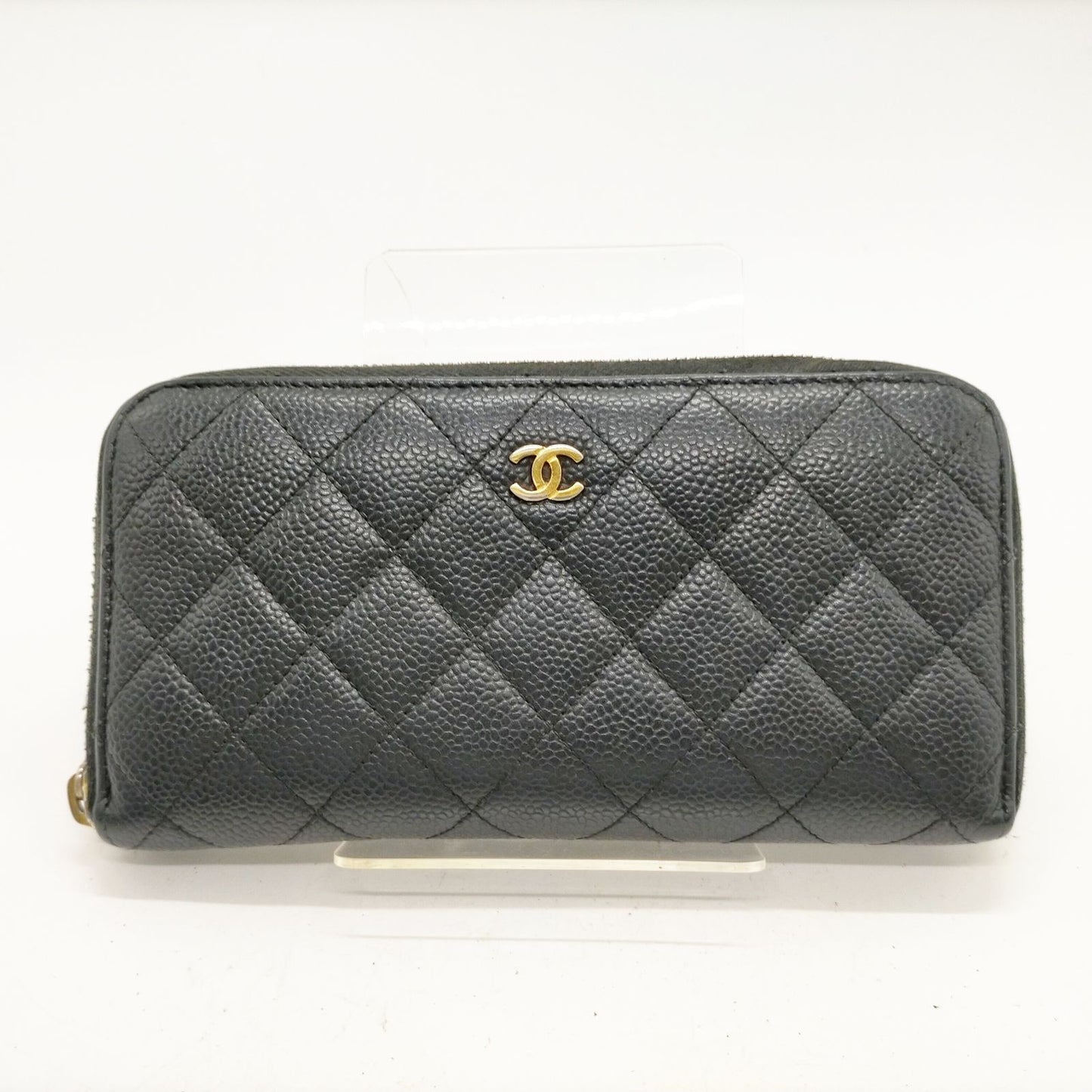 CHANEL - Matelasse Caviar Skin Around Zip Long Wallet