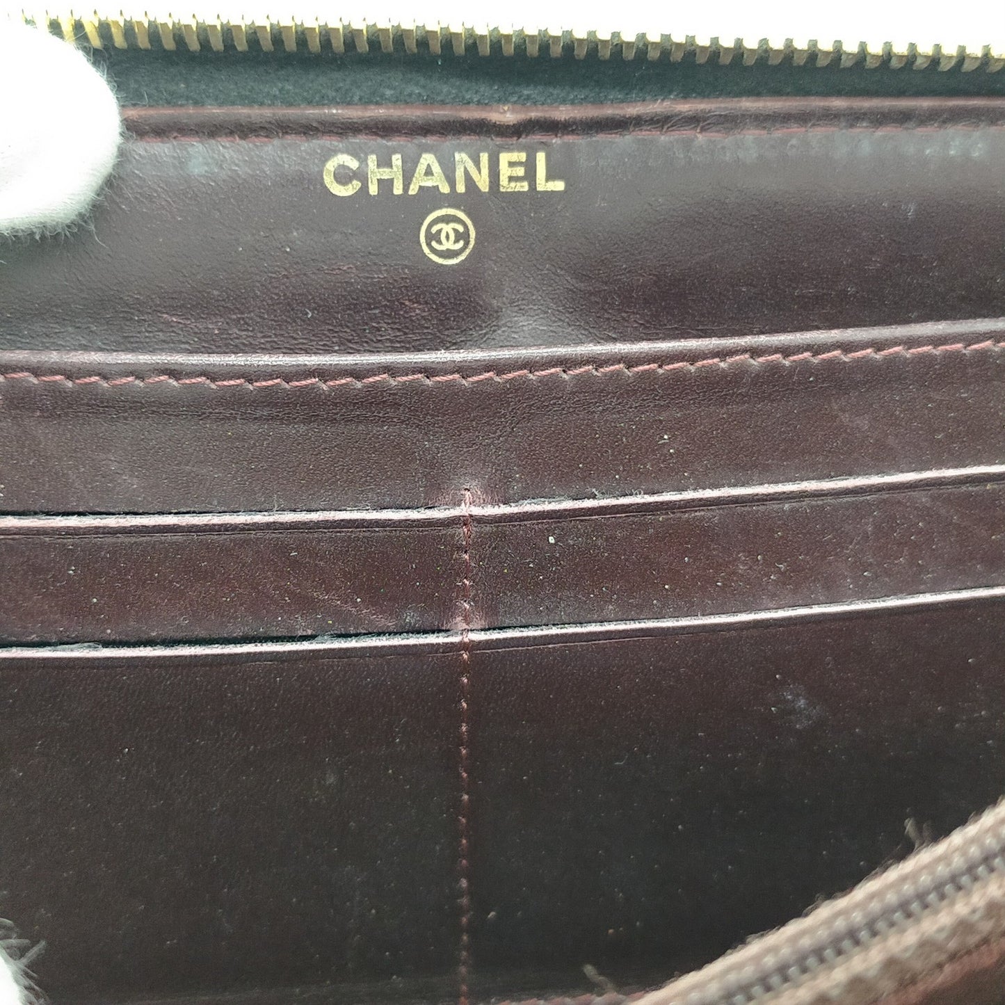 CHANEL - Matelasse Caviar Skin Around Zip Long Wallet