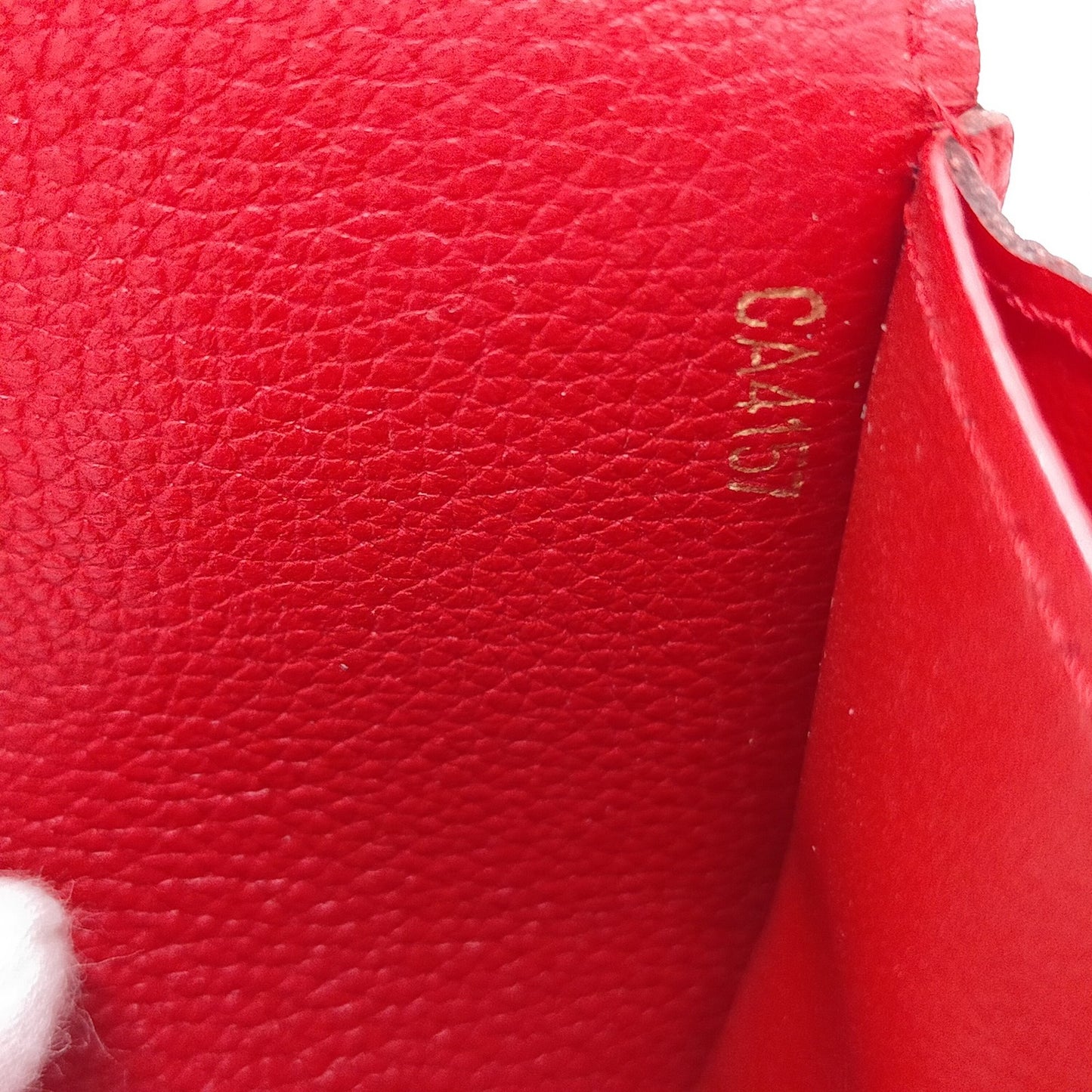 LOUIS VUITTON - Calfskin Double V Wallet Rubis