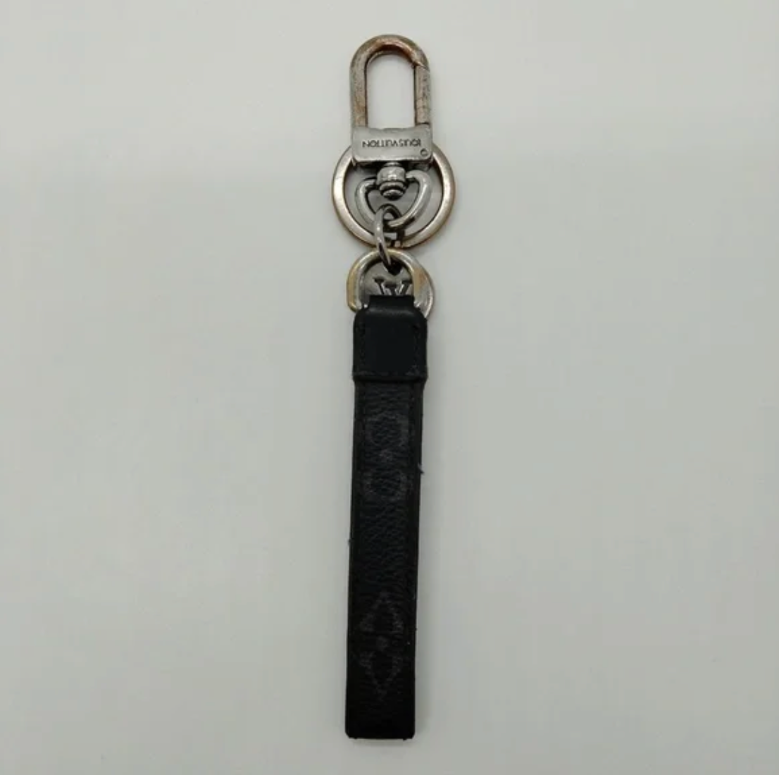 LOUIS VUITTON - Key Clip