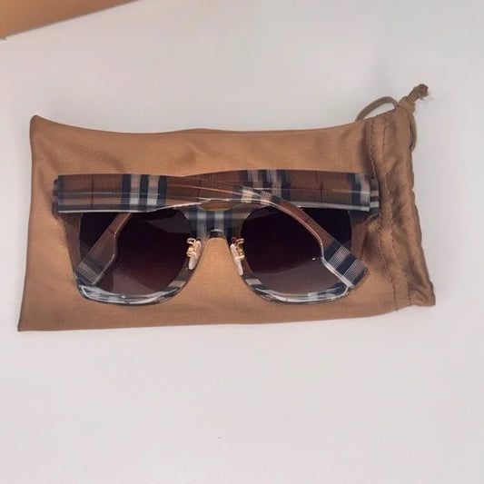 BURBERRY - Full Plaid Sunnies